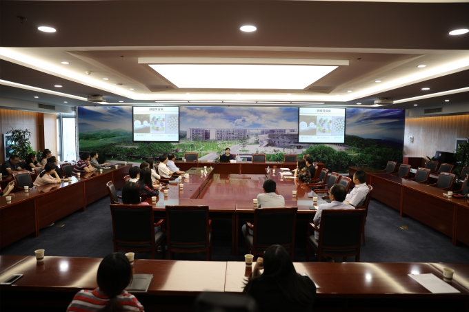 红豆钱包
组织健康知识讲座